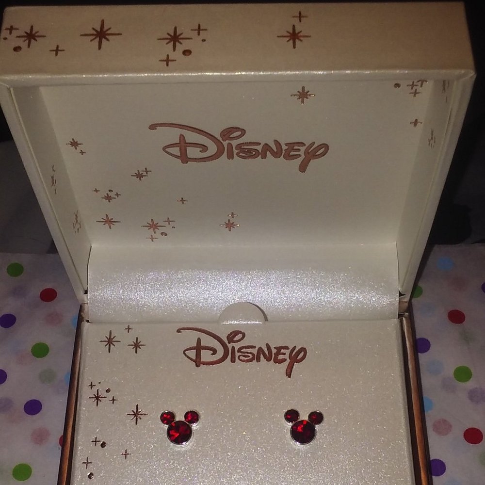 DISNEY MICKEY MOUSE RUBY RED CRYSTAL JULY BIRTHSTONE STUD EARRINGS**NEW! - Picture 3 of 6